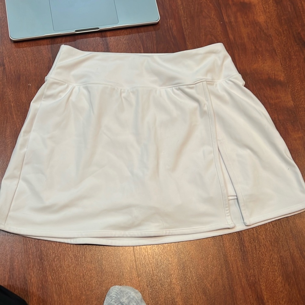 white size medium wild fable double lined mini skirt with shorts under